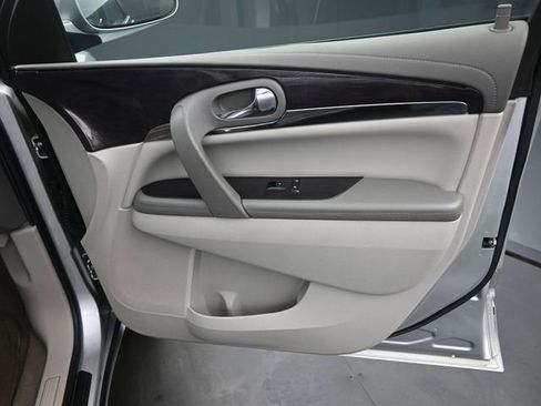 Used 2017 Buick Enclave Convenience image 22