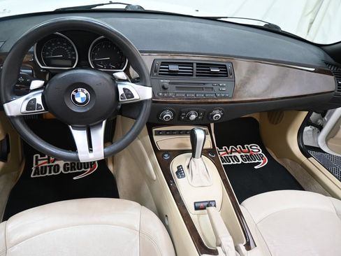 Used 2008 BMW Z4 3.0i RWD image 4