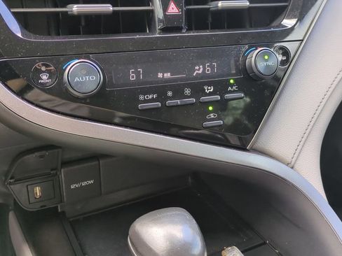 Certified 2024 Toyota Camry SE w/ Convenience Package image 20