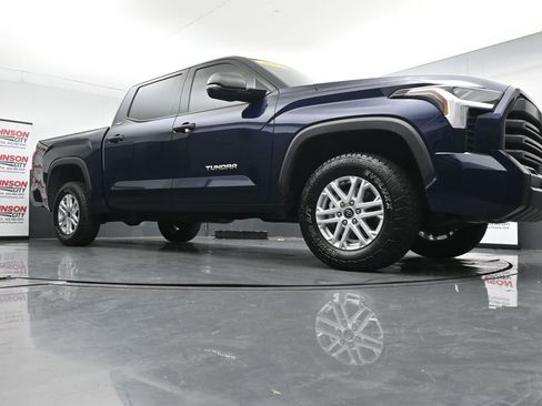 Used 2023 Toyota Tundra SR5 w/ SR5 Convenience Package AWD/4WD image 32