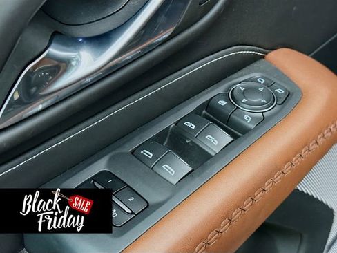 Used 2023 GMC Yukon Denali Ultimate image 19