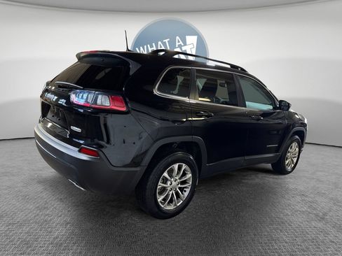 Used 2022 Jeep Cherokee Latitude Lux w/ Mopar Interior Package AWD/4WD image 3