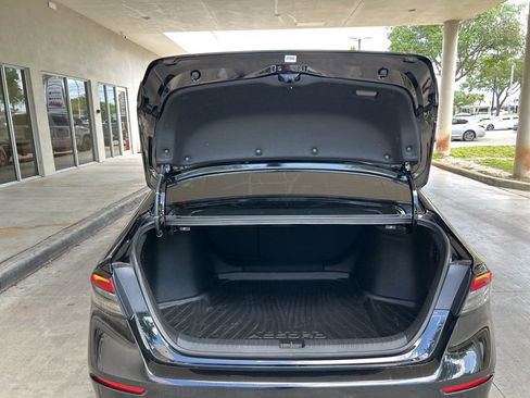 Used 2024 Honda Accord Sport image 32