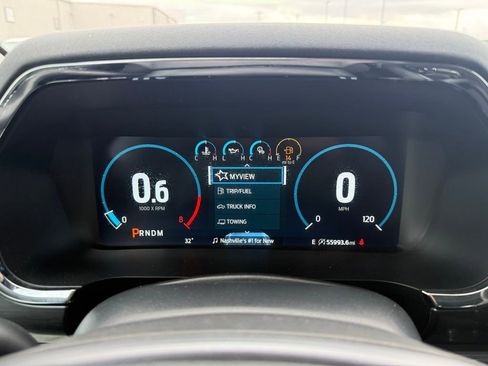 Used 2023 Ford F150 Lariat w/ Trailer Tow Package image 23