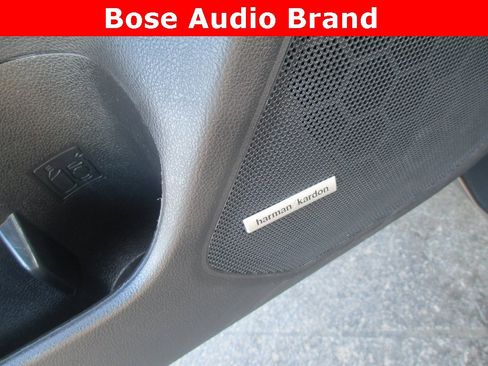 Used 2019 Subaru Outback 2.5i Touring w/ Popular Package #3A image 17