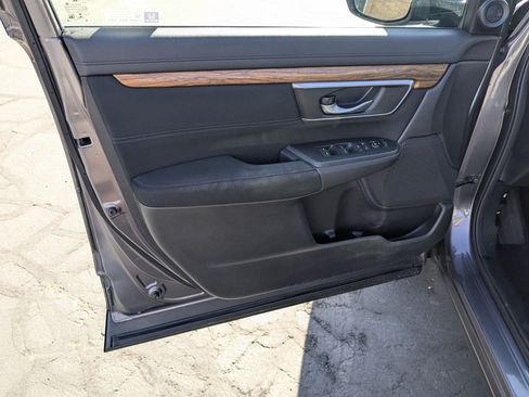 Used 2018 Honda CR-V EX image 14