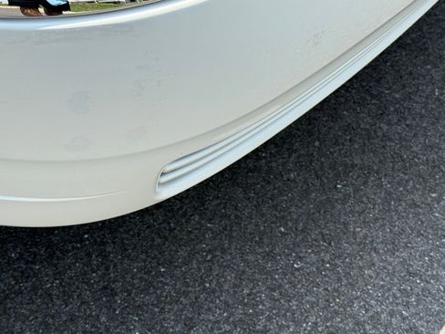 Used 2005 Lincoln Town Car Signature image 12