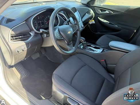 Used 2024 Chevrolet Malibu LS FWD image 11