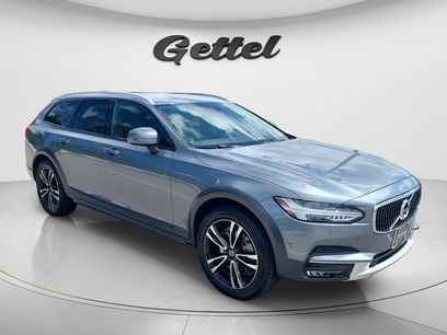Used 2019 Volvo V90 T5 Cross Country w/ Advanced Package
