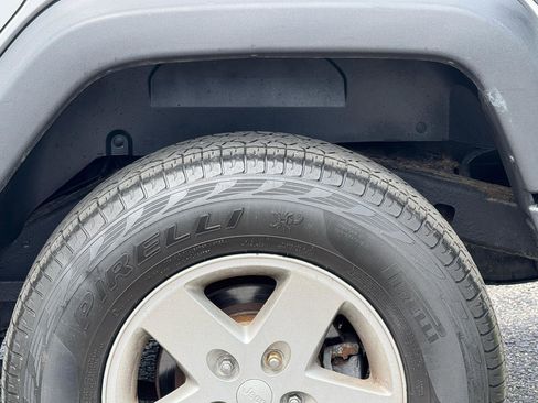 Used 2008 Jeep Wrangler Unlimited X image 23