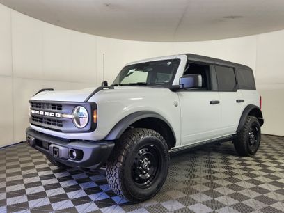 New 2026 Ford Bronco Big Bend w/ Black Diamond Package
