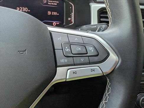 Used 2023 Volkswagen Atlas SE w/ Panoramic Sunroof Package FWD image 38