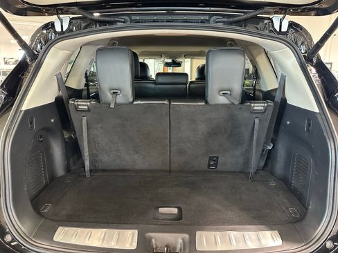 Used 2019 INFINITI QX60 Luxe AWD/4WD image 42