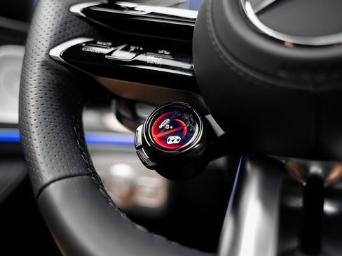 Used 2025 Mercedes-Benz GLS 63 AMG 4MATIC image 50