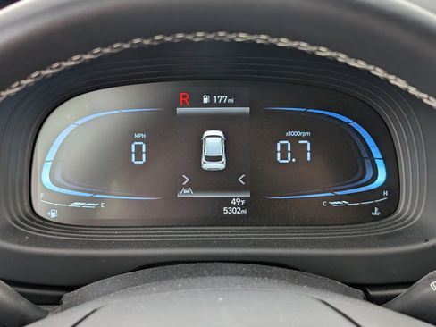 Certified 2025 Hyundai Venue Limited image 24