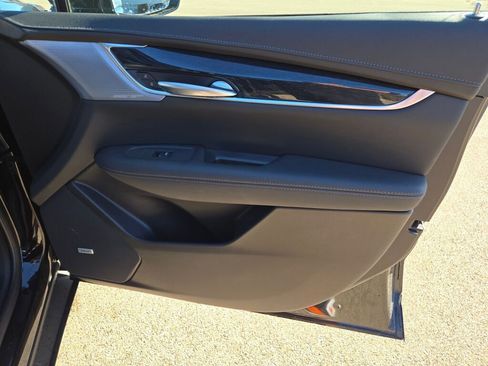 New 2025 Cadillac XT5 Premium Luxury w/ LPO, Red Accent Package AWD/4WD image 5
