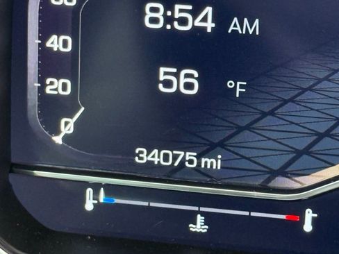 Used 2024 GMC Sierra 2500 AT4X AWD/4WD image 18