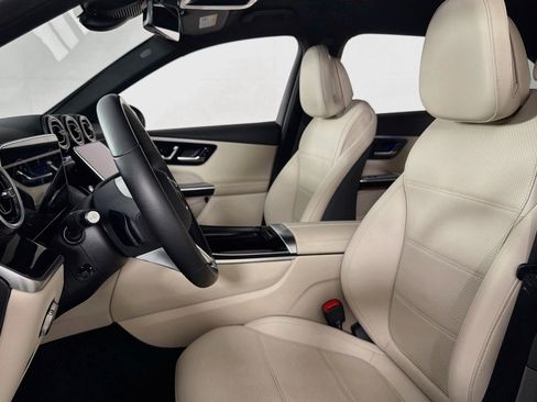 Certified 2026 Mercedes-Benz GLC 300 image 17