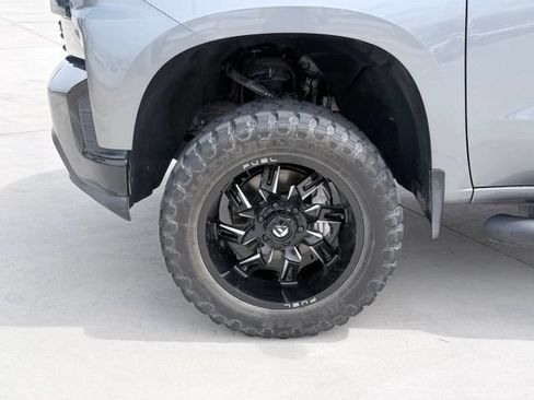 Used 2020 Chevrolet Silverado 1500 Custom Trail Boss w/ Custom Convenience Package AWD/4WD image 26