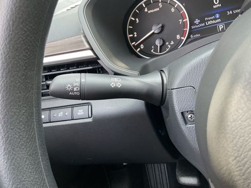 New 2026 Nissan Altima 2.5 SV FWD image 31