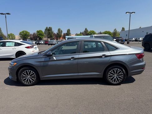 Used 2021 Volkswagen Jetta S w/ Driver Assistance Package FWD image 5