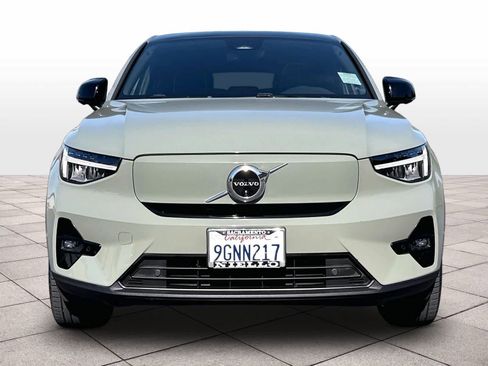 Used 2023 Volvo C40 P8 Recharge Plus AWD/4WD image 3