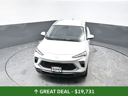 Used 2024 Buick Encore GX Sport Touring image 40