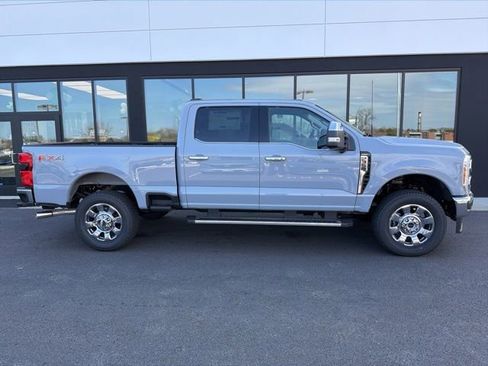 New 2026 Ford F350 Lariat w/ Chrome Package AWD/4WD image 2