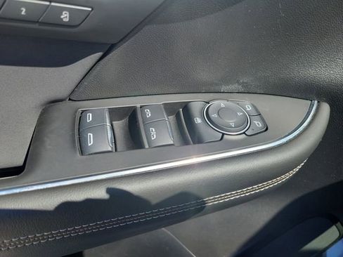 Used 2025 Buick Envision Sport Touring AWD/4WD image 22