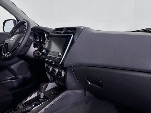 Used 2023 Mitsubishi Outlander Sport ES image 50