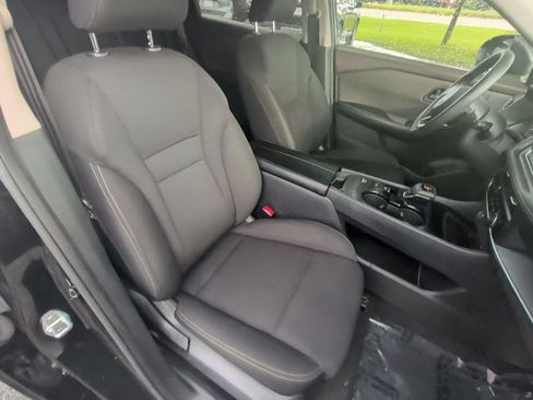 Used 2023 Nissan Rogue S FWD image 21