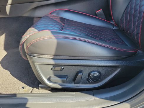 Certified 2023 Genesis G70 3.3T w/ Sport Prestige Package image 17