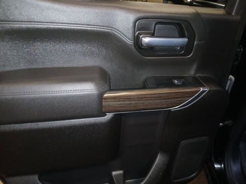 Used 2021 Chevrolet Silverado 1500 LT Trail Boss w/ Bed Protection Package image 41