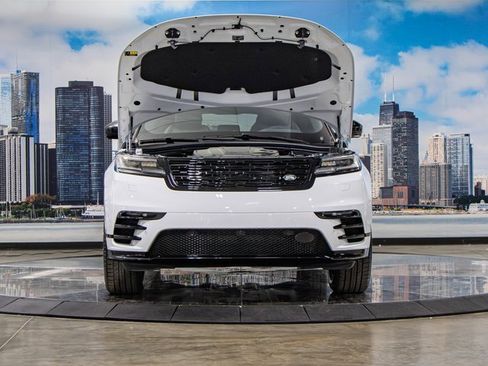 New 2026 Land Rover Range Rover Velar Dynamic SE image 4