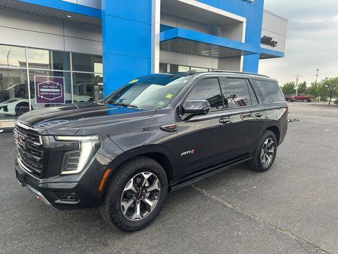 Used 2025 GMC Yukon AT4 Ultimate image 2