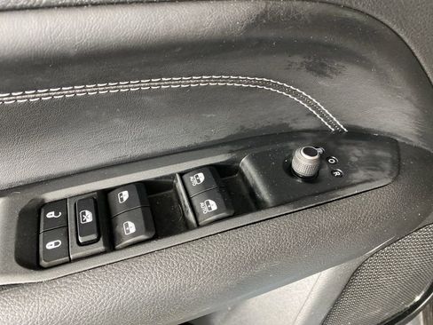 Used 2023 Jeep Compass Altitude w/ Convenience Group image 15