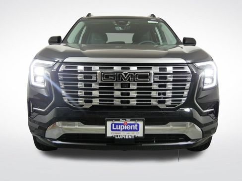 New 2026 GMC Terrain Denali w/ LPO, Black Badging Package AWD/4WD image 6