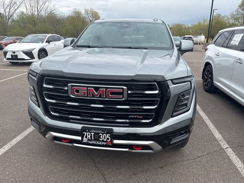 Used 2025 GMC Yukon AT4 w/ Premium Trailering Package AWD/4WD image 7