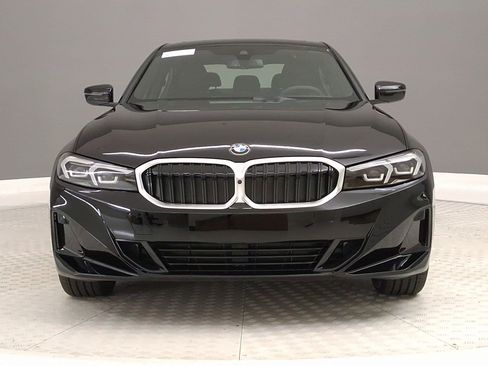 New 2026 BMW 330i Sedan w/ Convenience Package image 4