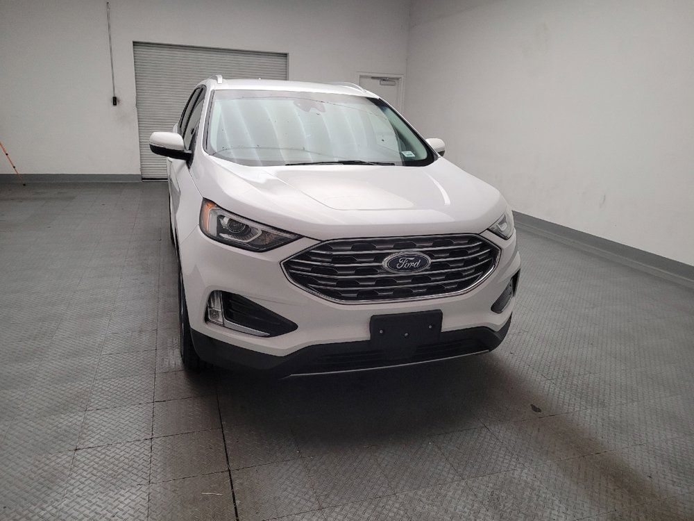 Used 2019 Ford Edge SEL w/ Equipment Group 201A FWD image 14