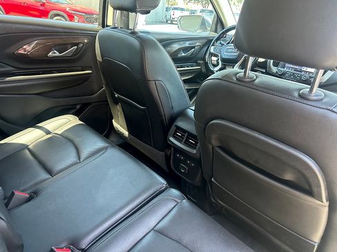 Used 2018 GMC Terrain Denali w/ Comfort Package FWD image 27