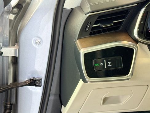 Used 2025 Audi A6 3.0T Premium w/ Convenience Plus Package image 10