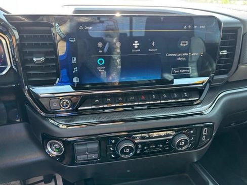 Used 2023 Chevrolet Silverado 1500 ZR2 w/ Technology Package AWD/4WD image 28