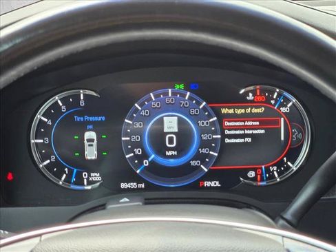 Used 2019 Cadillac Escalade Luxury AWD/4WD image 14
