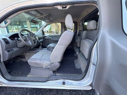 Used 2014 Nissan Frontier S w/ S Preferred Package RWD image 15