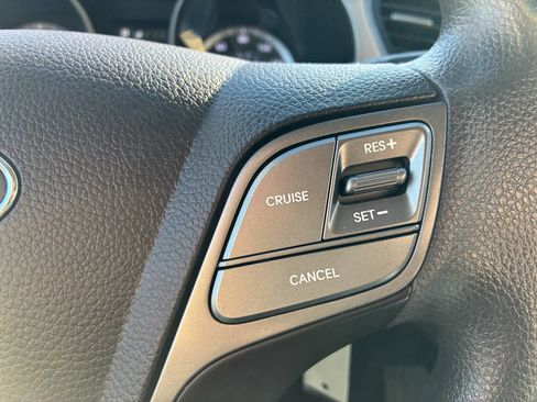 Used 2017 Hyundai Santa Fe Sport image 26