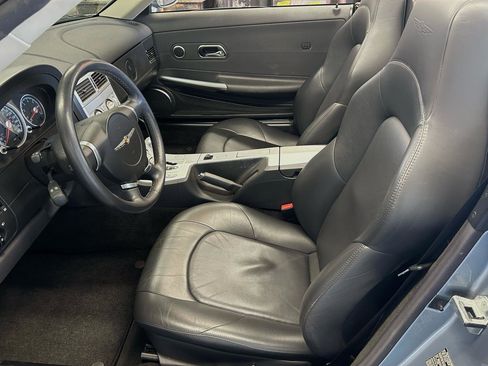 Used 2005 Chrysler Crossfire Limited image 19