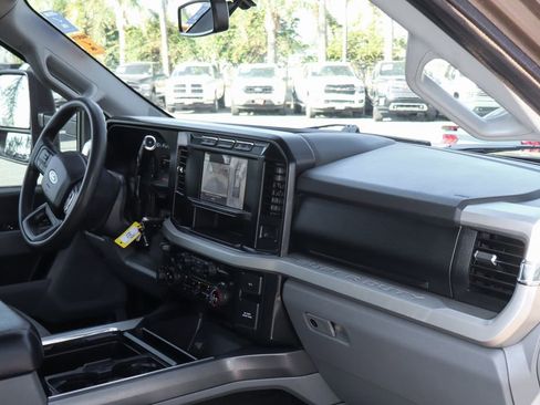 Used 2023 Ford F350 XLT w/ 360-Degree Camera Package AWD/4WD image 45