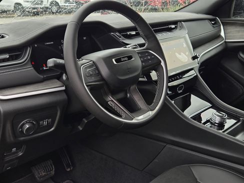 New 2026 Jeep Grand Cherokee Altitude AWD/4WD image 15
