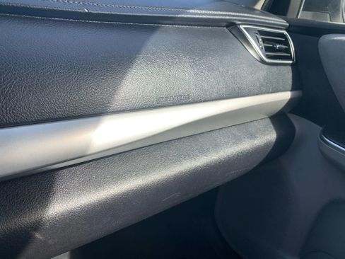 Used 2015 Toyota Camry XSE image 30